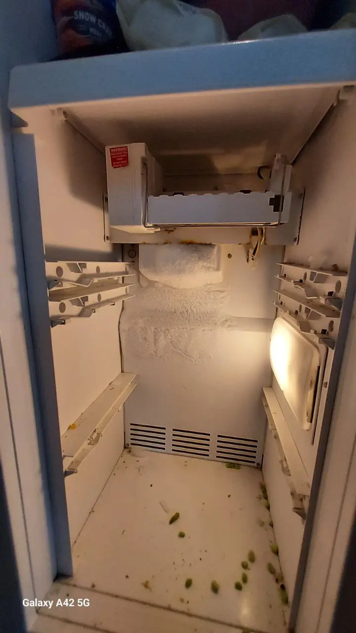 Refrigerator